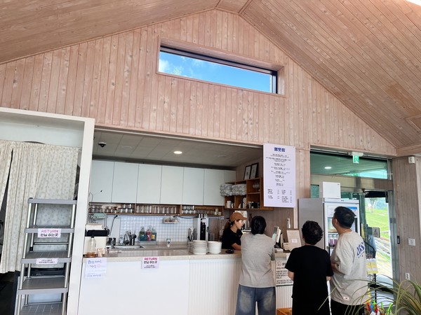 다양한 건강 메뉴가 준비된 카페